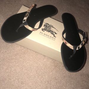Women’s Burberry Sandals (Size 41)
